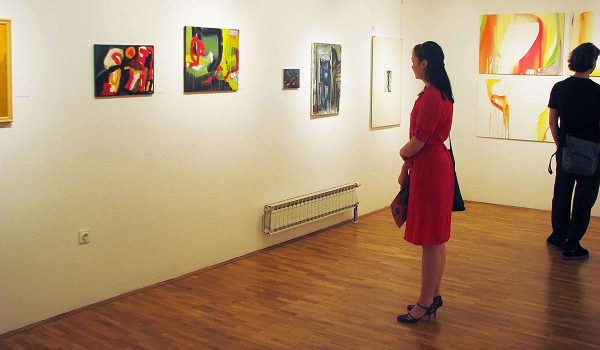 'Young invited 2008' at Gallery DLUM