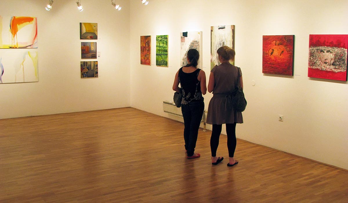 'Young invited 2008' at Gallery DLUM